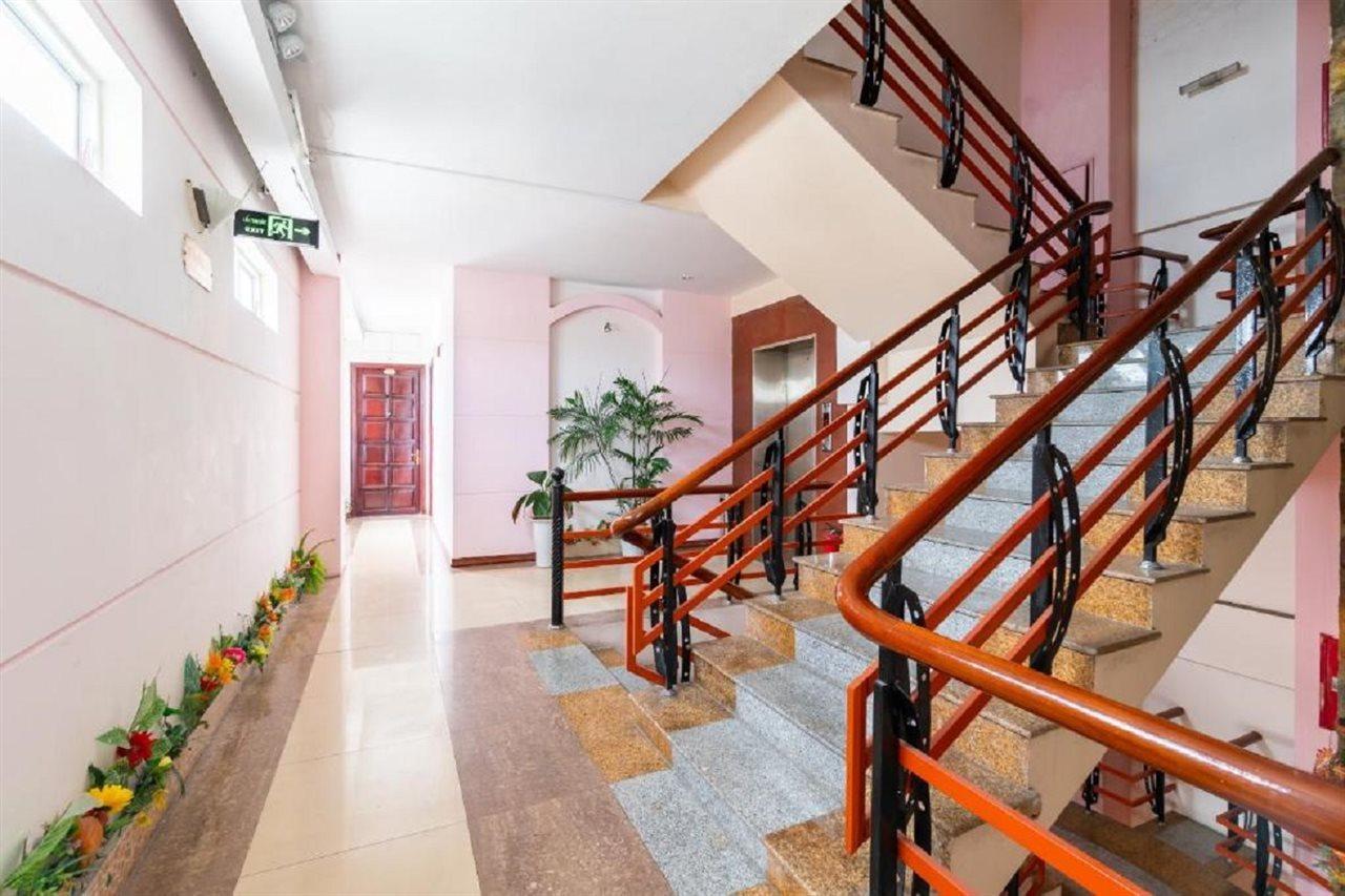 Golden Gate 1 Hotel Da Nang Exterior photo