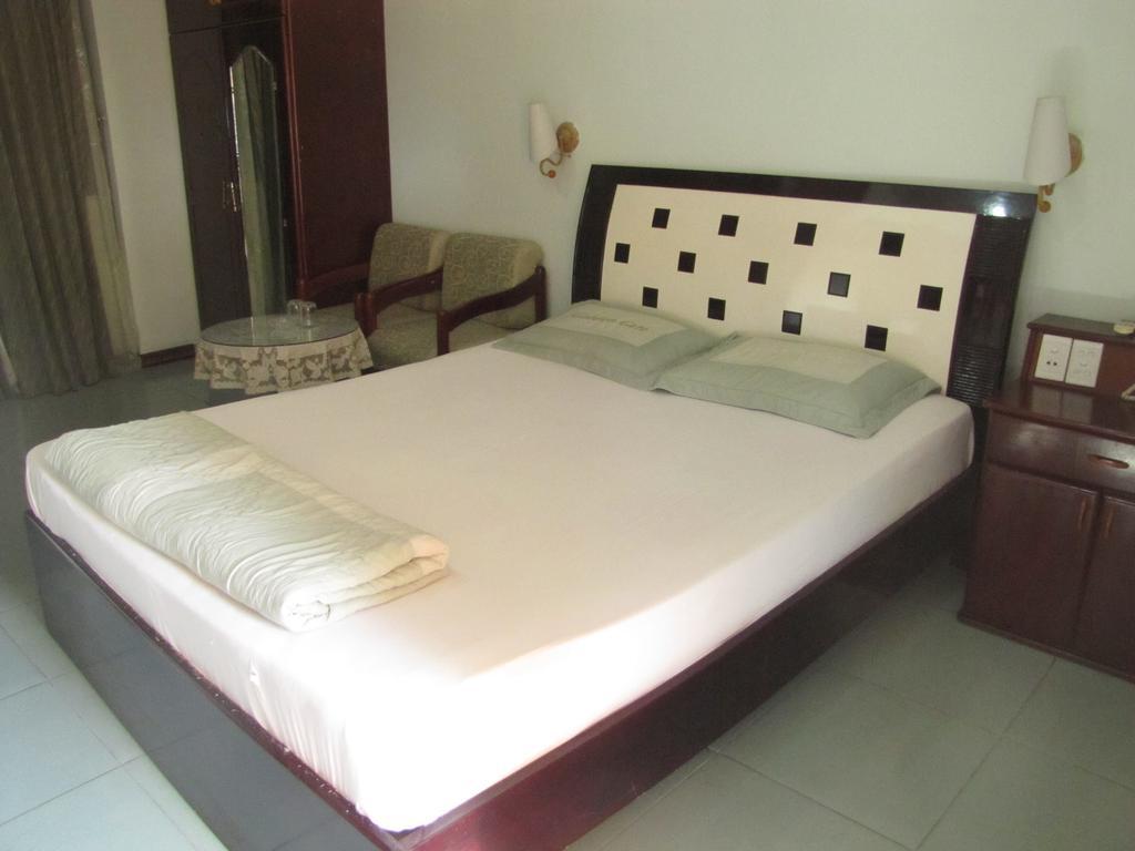 Golden Gate 1 Hotel Da Nang Room photo